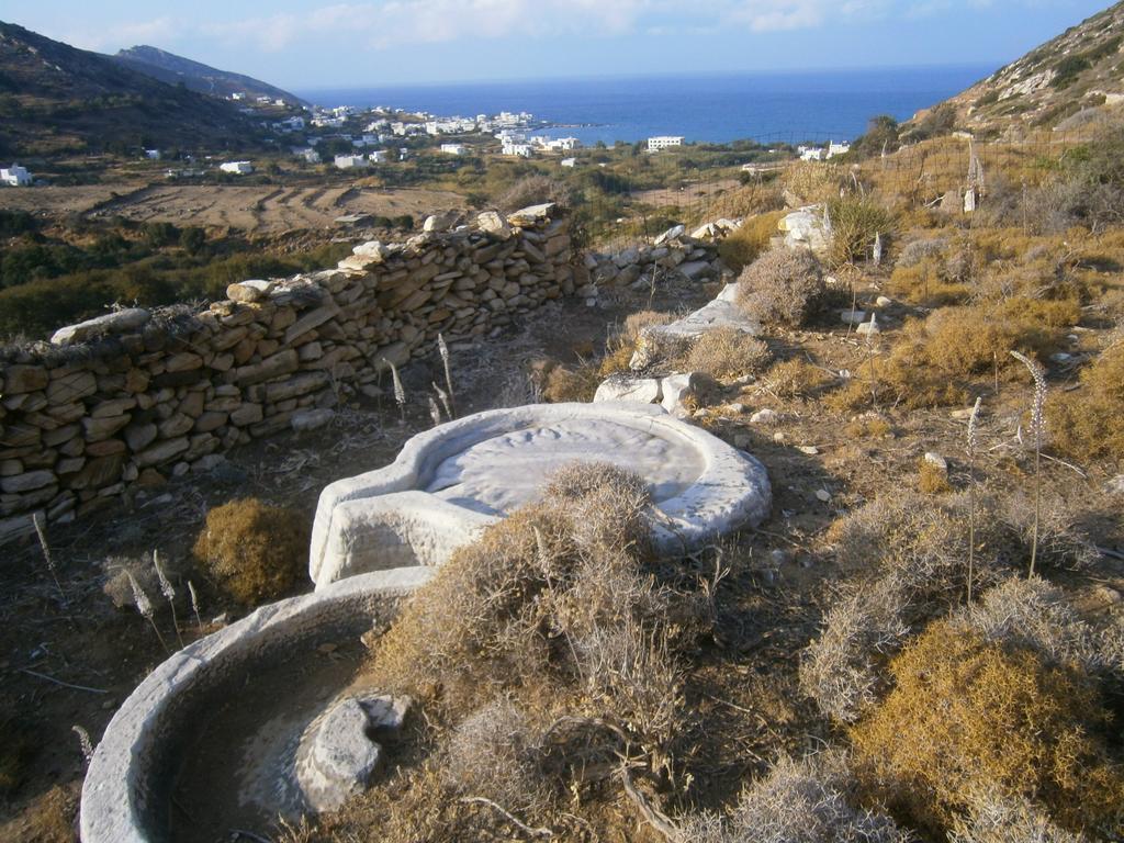 Kouros Hotel Apollon  Buitenkant foto